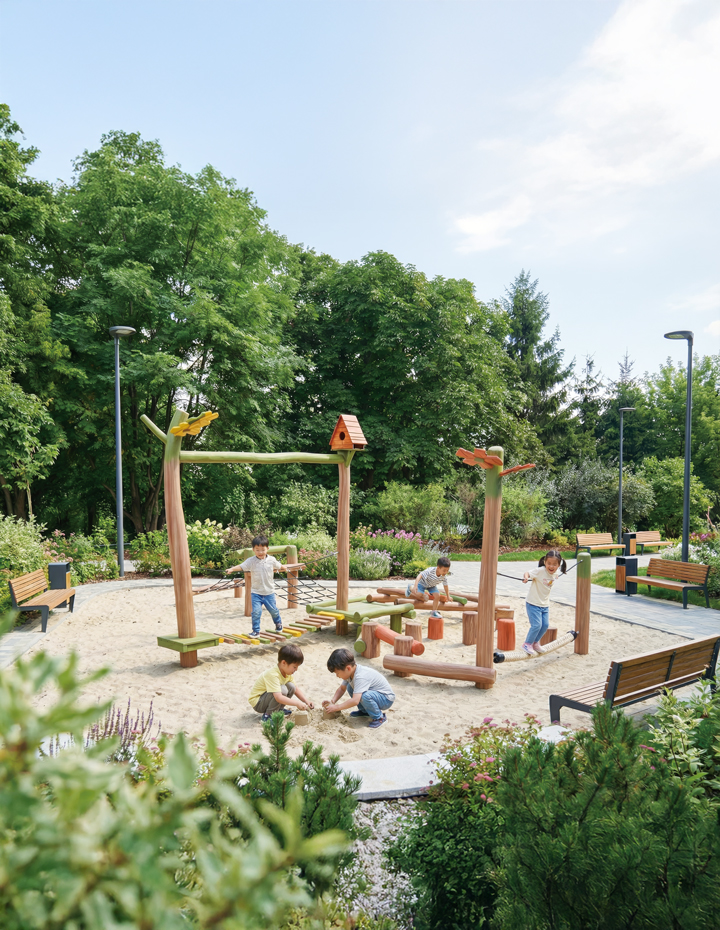 Mobile 메인 이미지 1